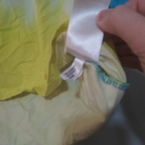 TOMMY HILFIGER SPORT Womens Blue and Yellow Color Fade ombre Crop Top Medium. - Picture 3 of 7